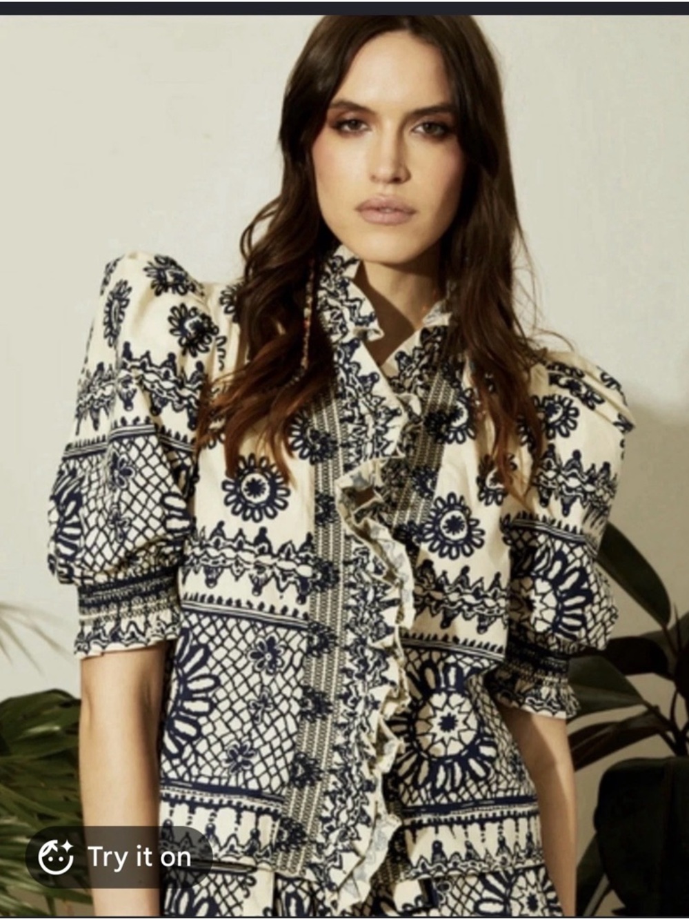 Love The Label Zuri Top in the Dagmar Ivory print  XS